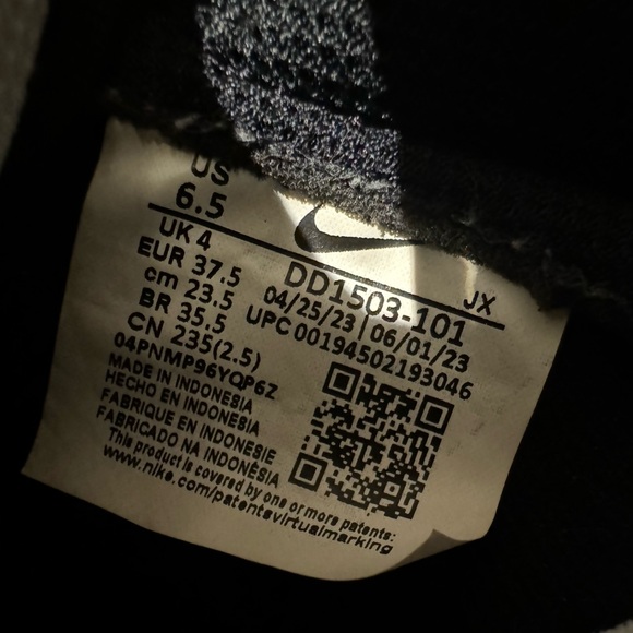 Nike Dunk Low (Pandas) 6.5 Women’s - Picture 6 of 6